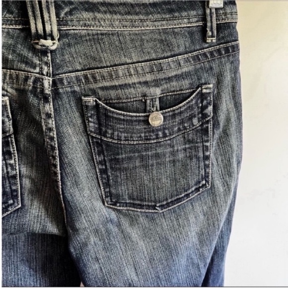 White House Black Market Blanc jeans blue bootcut floral fading - Picture 8 of 8